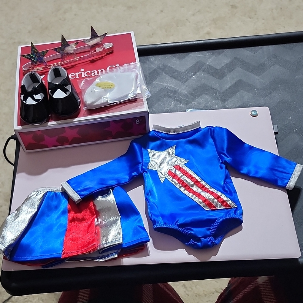 American Girl Molly's 1st edition Tap Outfit 18" doll New In Original Packaging